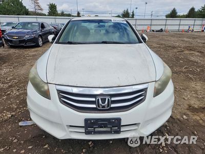 Piąte zdjęcie samochodu w środku: 2011 HONDA ACCORD LX VIN:1HGCP2F36BA013095 - miniatura