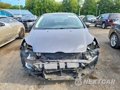 Piąte zdjęcie samochodu w środku: 2013 FORD FOCUS SE VIN:1FADP3F22DL223626 - miniatura