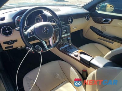Zdjęcie 8 z 13 samochodu: 2015 MERCEDES-BENZ SLK 250 VIN:WDDPK4HA6FF097004 - miniatura