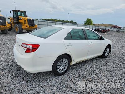 Trzecie zdjęcie samochodu z tyłu: 2012 TOYOTA CAMRY LE VIN:4T1BF1FKXCU563720 - miniatura