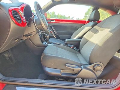 Zdjęcie 7 z 12 samochodu: 2014 VOLKSWAGEN BEETLE VIN:3VWJX7AT5EM610446 - miniatura
