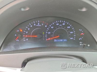 Zdjęcie 9 z 12 samochodu: 2010 TOYOTA CAMRY LE VIN:4T1BF3EK3AU061058 - miniatura