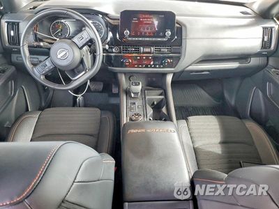 Zdjęcie 8 z 13 samochodu: 2023 NISSAN PATHFINDER ROCK CREEK VIN:5N1DR3BD6PC247648 - miniatura
