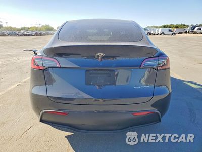 Zdjęcie 6 z 12 samochodu: 2025 TESLA MODEL Y VIN:7SAYGDEE1SF282750 - miniatura