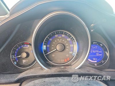 Zdjęcie 9 z 12 samochodu: 2017 HONDA FIT EX VIN:JHMGK5H77HS014953 - miniatura