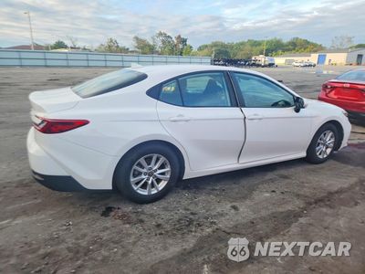 Trzecie zdjęcie samochodu z tyłu: 2025 TOYOTA CAMRY LE VIN:4T1DAACK6SU186815 - miniatura