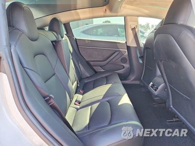 Zdjęcie 10 z 13 samochodu: 2023 TESLA MODEL 3 VIN:5YJ3E1EAXPF606150 - miniatura