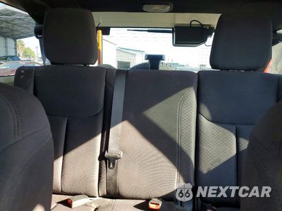 Zdjęcie 10 z 14 samochodu: 2013 JEEP WRANGLER UNLIMITED SPORT VIN:1C4BJWDG5DL702819 - miniatura