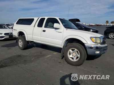 Czwarte zdjęcie samochodu z boku: 2002 TOYOTA TACOMA XTRACAB PRERUNNER VIN:5TESN92N62Z006833 - miniatura