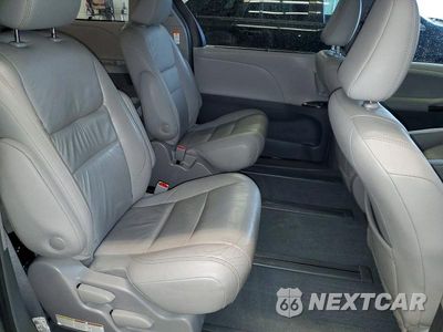 Zdjęcie 11 z 13 samochodu: 2019 TOYOTA SIENNA XLE PREMIUM 7-PASSENGER VIN:5TDDZ3DC6KS227092 - miniatura