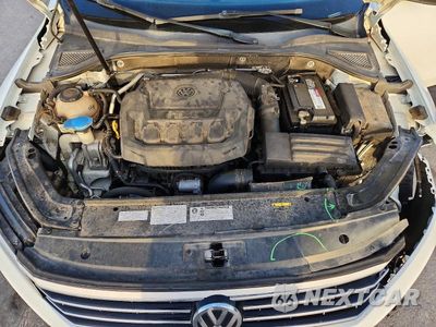 Zdjęcie 11 z 12 samochodu: 2018 VOLKSWAGEN PASSAT SE VIN:1VWBA7A34JC043082 - miniatura
