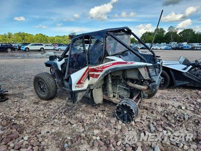 Trzecie zdjęcie samochodu z tyłu: 2020 HONDA SXS1000 UTILITY VEHICLE VIN:1HFVE051XL4100859 - miniatura