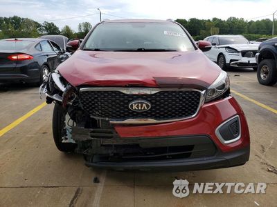 Piąte zdjęcie samochodu w środku: 2017 KIA SORENTO LX VIN:5XYPGDA3XHG219323 - miniatura