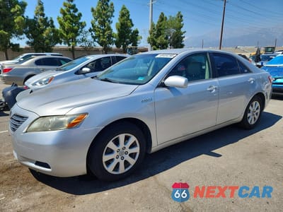 2009 TOYOTA CAMRY HYBRID JTNBB46K093049726 - główne zdjęcie licytacji z USA - miniatura