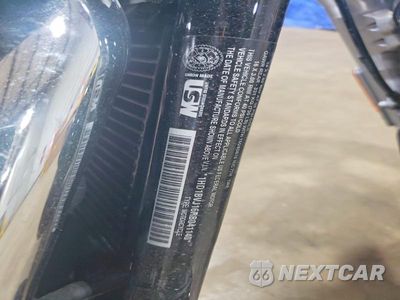 Zdjęcie 8 z 8 samochodu: 2024 HARLEY-DAVIDSON FXST VIN:1HD1BVJ16RB041140 - miniatura