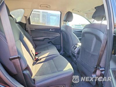 Zdjęcie 10 z 13 samochodu: 2020 KIA SORENTO LX VIN:5XYPG4A33LG698175 - miniatura