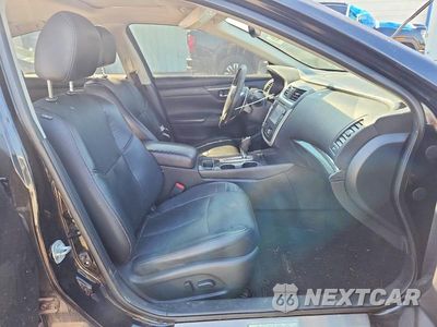 Zdjęcie 7 z 12 samochodu: 2016 NISSAN ALTIMA 3.5 SL VIN:1N4BL3AP0GC177112 - miniatura