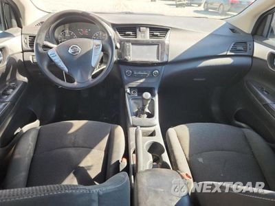 Zdjęcie 8 z 12 samochodu: 2019 NISSAN SENTRA S VIN:3N1AB7AP4KY239470 - miniatura
