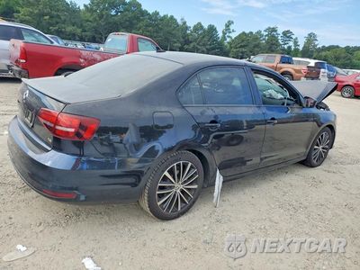 Trzecie zdjęcie samochodu z tyłu: 2016 VOLKSWAGEN JETTA SPORT VIN:3VWD17AJ7GM254923 - miniatura