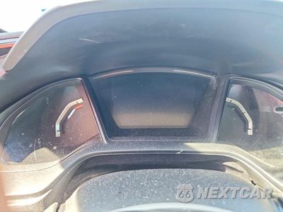 Zdjęcie 9 z 12 samochodu: 2019 HONDA CIVIC LX VIN:2HGFC2F67KH536209 - miniatura
