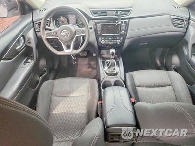 Zdjęcie 8 z 13 samochodu: 2019 NISSAN ROGUE SV VIN:KNMAT2MT2KP508976 - miniatura