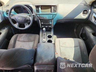 Zdjęcie 8 z 13 samochodu: 2016 NISSAN PATHFINDER SV VIN:5N1AR2MMXGC600998 - miniatura