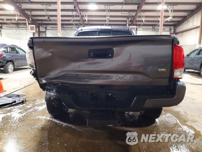 Zdjęcie 6 z 13 samochodu: 2016 TOYOTA TACOMA TRD SPORT VIN:5TFDZ5BN7GX012189 - miniatura