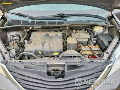 Zdjęcie 12 z 13 samochodu: 2014 TOYOTA SIENNA LE VIN:5TDKK3DC9ES512790 - miniatura