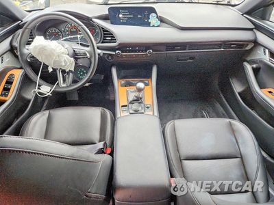 Zdjęcie 8 z 12 samochodu: 2025 MAZDA 3 PREMIUM VIN:JM1BPAMM3S1783397 - miniatura