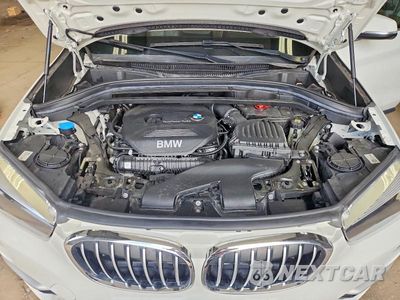 Zdjęcie 12 z 13 samochodu: 2018 BMW X1 XDRIVE28I VIN:WBXHT3C31J5K25682 - miniatura