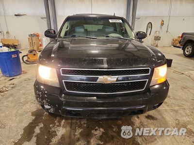 Piąte zdjęcie samochodu w środku: 2011 CHEVROLET TAHOE K1500 LT VIN:1GNSKBE02BR117334 - miniatura