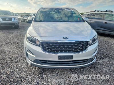Piąte zdjęcie samochodu w środku: 2019 KIA SEDONA LX VIN:KNDMB5C12K6535182 - miniatura