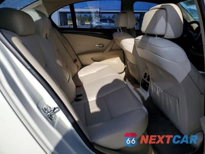 Zdjęcie 10 z 12 samochodu: 2010 BMW 528 XI VIN:WBANV1C50AC156847 - miniatura