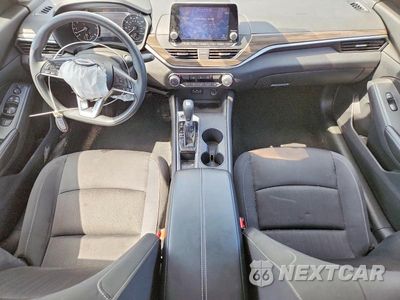 Zdjęcie 8 z 12 samochodu: 2025 NISSAN ALTIMA SV VIN:1N4BL4DV6SN390773 - miniatura