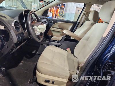 Zdjęcie 7 z 14 samochodu: 2009 FORD TAURUS X SEL VIN:1FMDK02W79GA03460 - miniatura