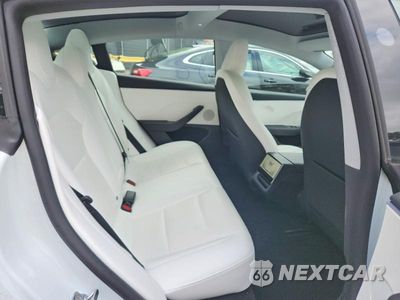 Zdjęcie 10 z 12 samochodu: 2025 TESLA MODEL 3 VIN:5YJ3E1EA3SF966823 - miniatura