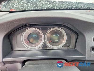 Zdjęcie 9 z 12 samochodu: 2013 VOLVO S60 T5 VIN:YV1612FH8D2221530 - miniatura