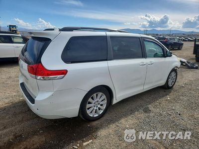 Trzecie zdjęcie samochodu z tyłu: 2013 TOYOTA SIENNA LIMITED 7-PASSENGER VIN:5TDYK3DC7DS373591 - miniatura