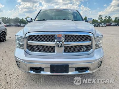 Piąte zdjęcie samochodu w środku: 2017 RAM 1500 SLT VIN:1C6RR6LT7HS714723 - miniatura