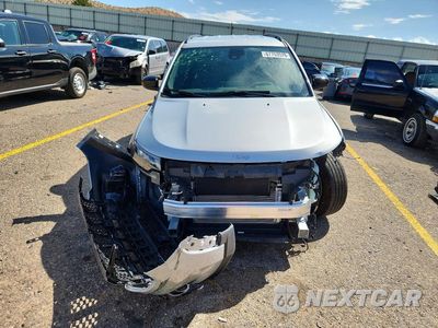 Piąte zdjęcie samochodu w środku: 2025 JEEP COMPASS LATITUDE VIN:3C4NJDBNXST602042 - miniatura