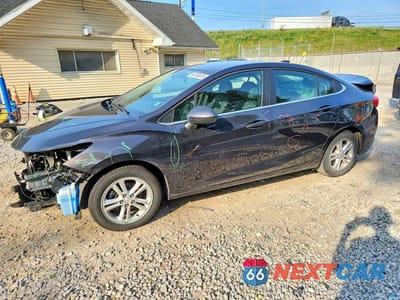 2017 CHEVROLET CRUZE LT 1G1BE5SM7H7125726 - główne zdjęcie licytacji z USA - miniatura