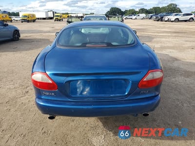 Zdjęcie 6 z 12 samochodu: 1997 JAGUAR XK8 VIN:SAJGX5743VC003434 - miniatura