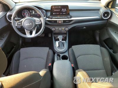 Zdjęcie 8 z 12 samochodu: 2024 KIA FORTE LXS VIN:3KPF24AD1RE712907 - miniatura