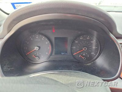 Zdjęcie 9 z 12 samochodu: 2021 KIA RIO S VIN:3KPA24AD8ME405558 - miniatura