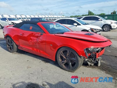 Czwarte zdjęcie samochodu z boku: 2020 CHEVROLET CAMARO SS VIN:1G1FH3D75L0117498 - miniatura