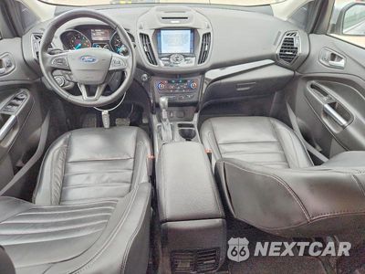 Zdjęcie 8 z 12 samochodu: 2017 FORD ESCAPE TITANIUM VIN:1FMCU0J97HUF08822 - miniatura