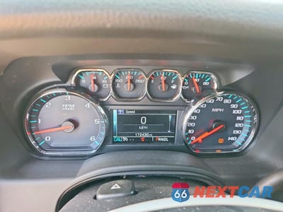 Zdjęcie 9 z 14 samochodu: 2017 CHEVROLET TAHOE C1500 LS VIN:1GNSCAKC7HR401802 - miniatura