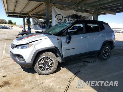 2025 JEEP COMPASS TRAILHAWK 3C4NJDDN0ST570148 - główne zdjęcie licytacji z USA - miniatura