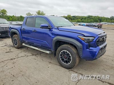 Czwarte zdjęcie samochodu z boku: 2024 TOYOTA TACOMA TRD OFF-ROAD VIN:3TMLB5JN5RM064236 - miniatura