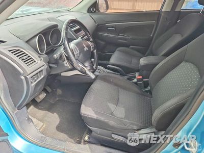 Zdjęcie 7 z 12 samochodu: 2011 MITSUBISHI OUTLANDER SPORT SE VIN:JA4AP4AU8BZ012625 - miniatura